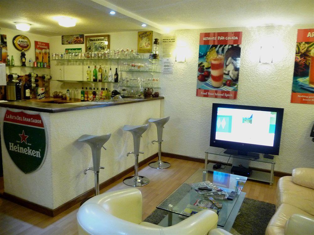 Alexander Hotel 2*